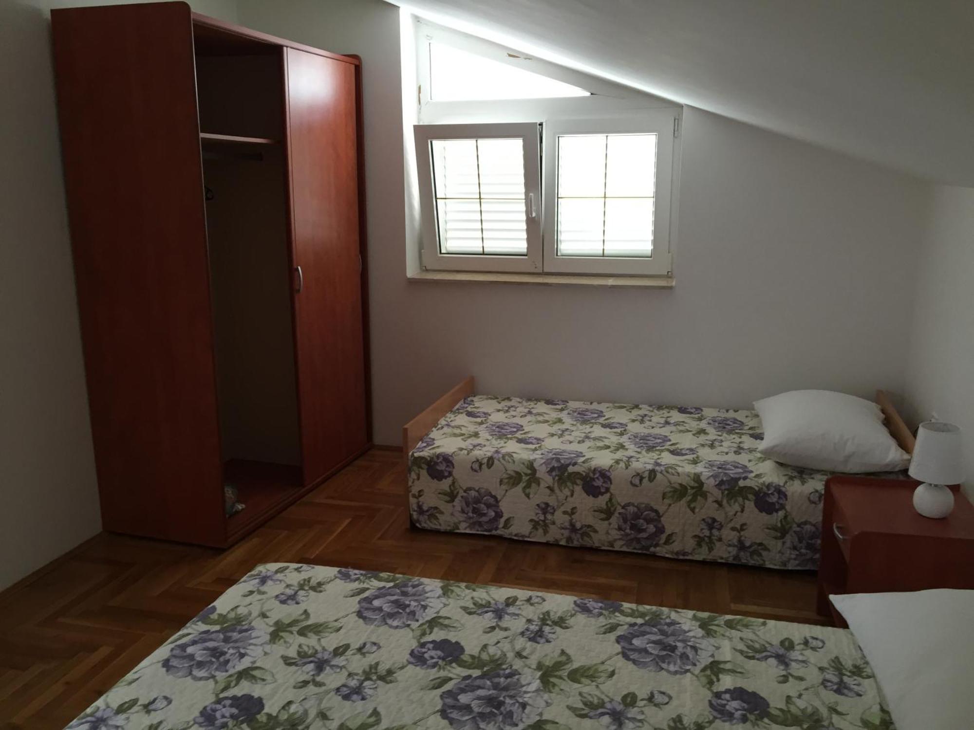Apartments Strmecki Novi Vinodolski Oda fotoğraf